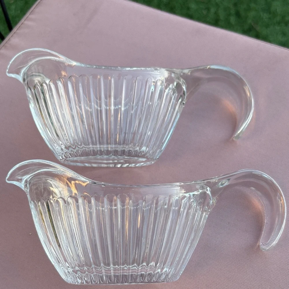 Elegant Clear Glass Gravy Boats (2)